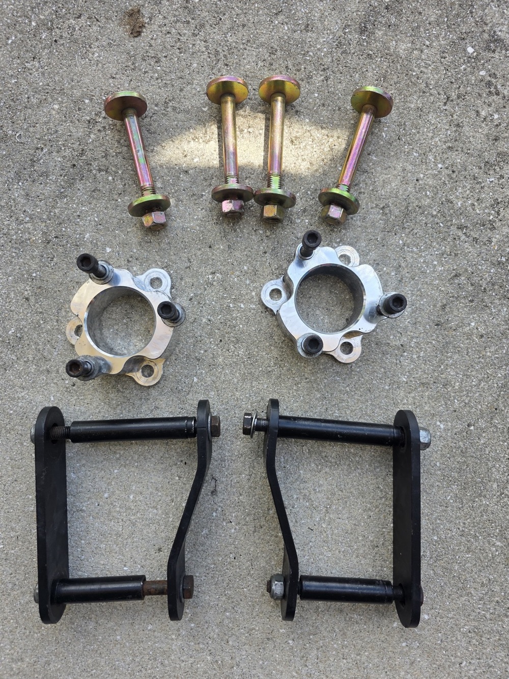 Lift Kit - Picture 2 of 4